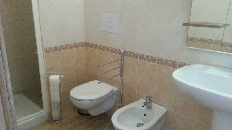 罗萨岛Fronte Mare Attico Indipendente Ed Esclusivo Con Terrazza Panoramica公寓 外观 照片